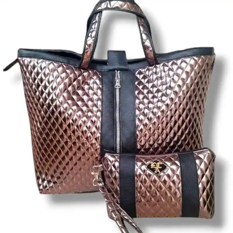 borsa ecopelle trapuntata con pochette abbinata