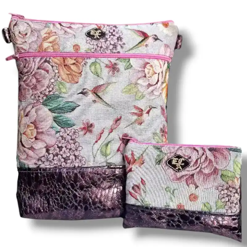 zaino convertibile in borsa in tessuto floreale con pochette abbinata